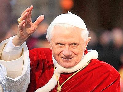 Il Papa lascia il Pontificato e stravolge i palinsesti!
