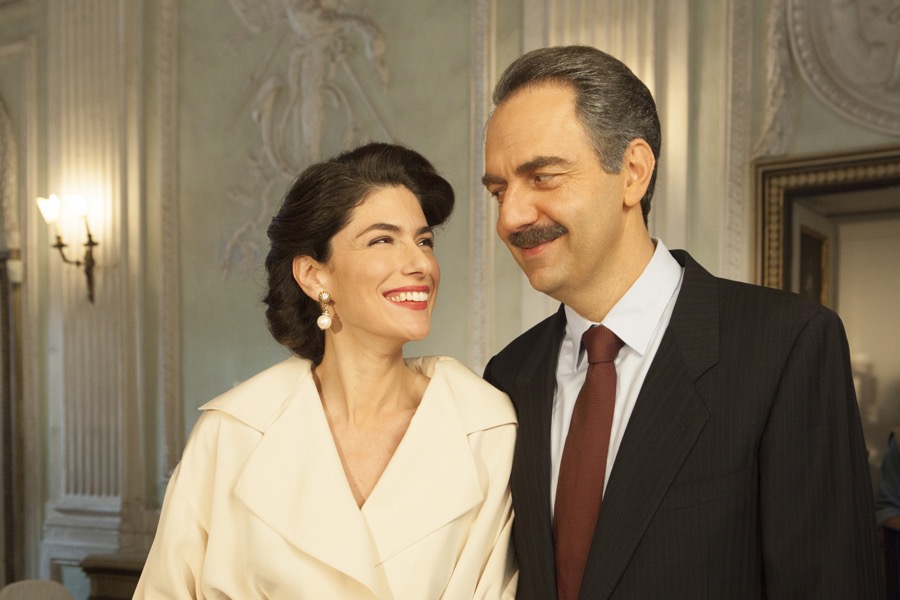 “Questo nostro amore – 80”, tornano Anna Valle e Neri Marcorè con i nuovi episodi il 1° aprile [Personaggi e foto]