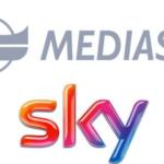 Sky e Mediaset siglano un duplice accordo: la pay TV arriva sul digitale terreste