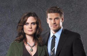 Guida serie TV dell’11 maggio: Bones, NCIS, A Casa tutti bene