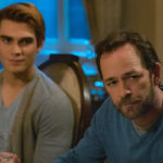 Luke Perry: un mentore e una figura paterna per il cast di Riverdale, The CW saluta la star