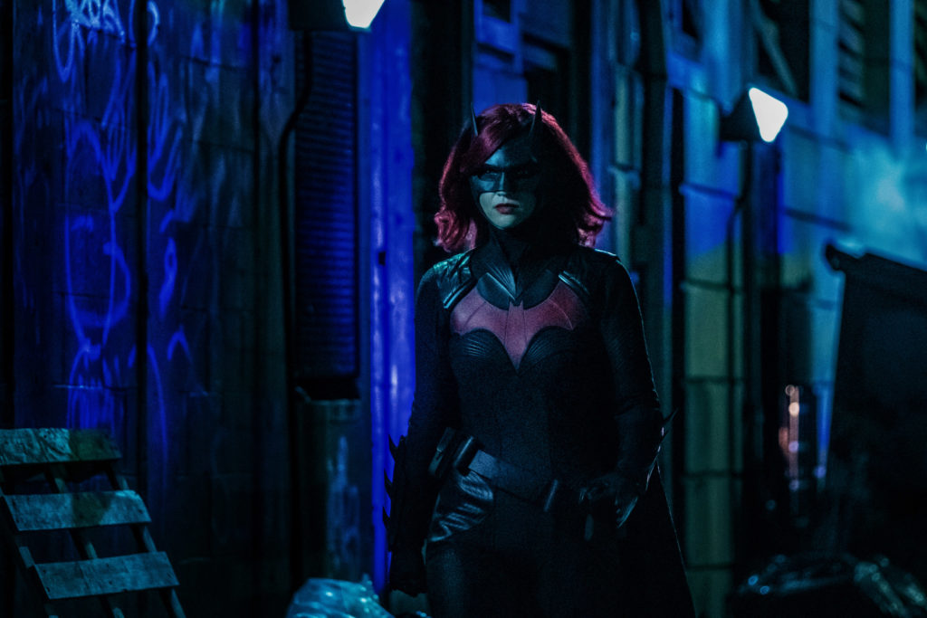 Batwoman-Premium-Action