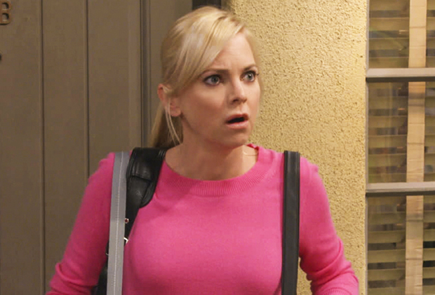 Mom: Anna Faris abbandona la storica sitcom dopo sette stagioni