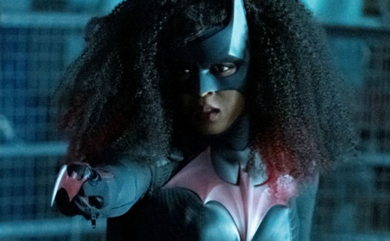 Batwoman: ascolti ai minimi storici per la seconda stagione