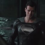 Justice League: Superman indossa il costume nero nella clip HD
