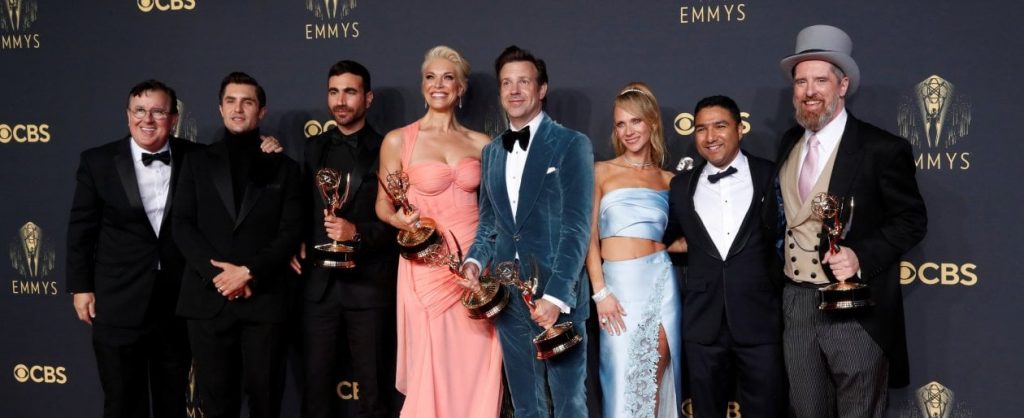 Emmy Awards 2021: Ted Lasso, The Crown e La Regina degli scacchi tra i vincitori