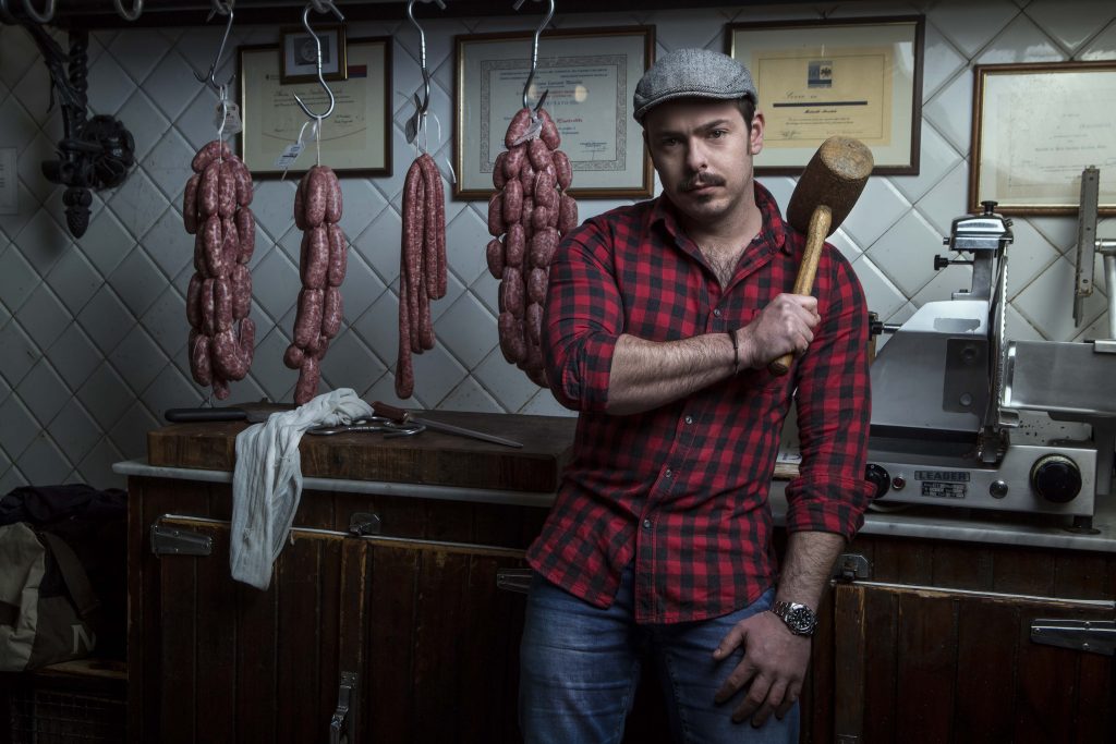 “C’è ciccia”, su Food Network arriva il re della carne Luca Terni con un nuovo cooking