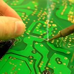 Circuiti integrati: cos’è la crisi dei microchip?