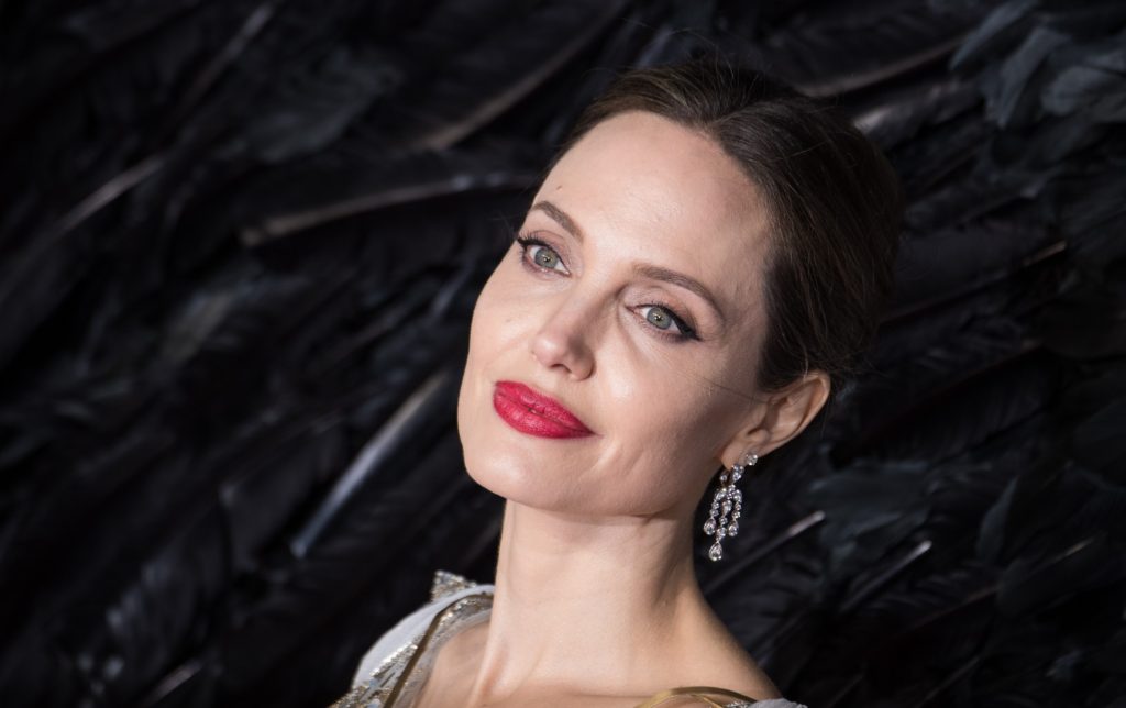 Angelina Jolie stringe un nuovo accordo triennale con Fremantle per nuove serie TV, film e documentari