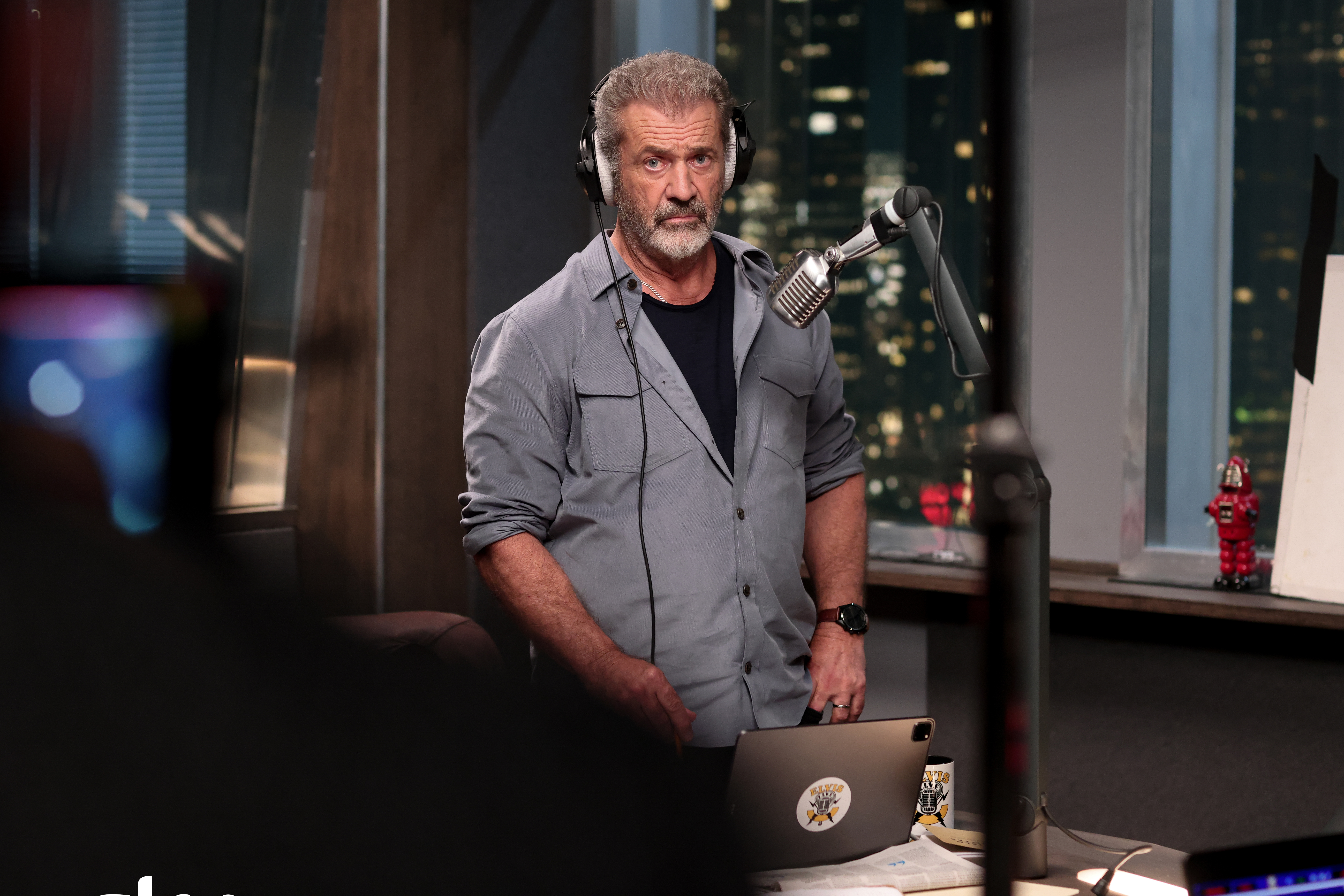 On the line, Mel Gibson protagonista del nuovo thriller Sky Original