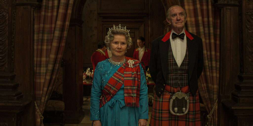 The Crown 5, Imelda Staunton é la Regina Elisabetta II nella serie Netflix: il trailer ufficiale