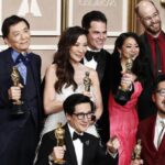 Oscar 2023: Everything Everywhere All At Once stravince con 7 statuette, ecco tutti i vincitori