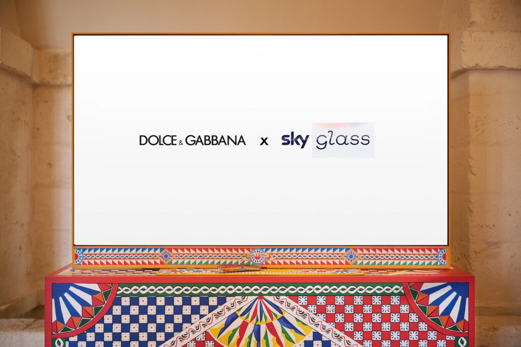 Sky Glass, arriva il modello unico disegnato Dolce e Gabbana in edizione limitata
