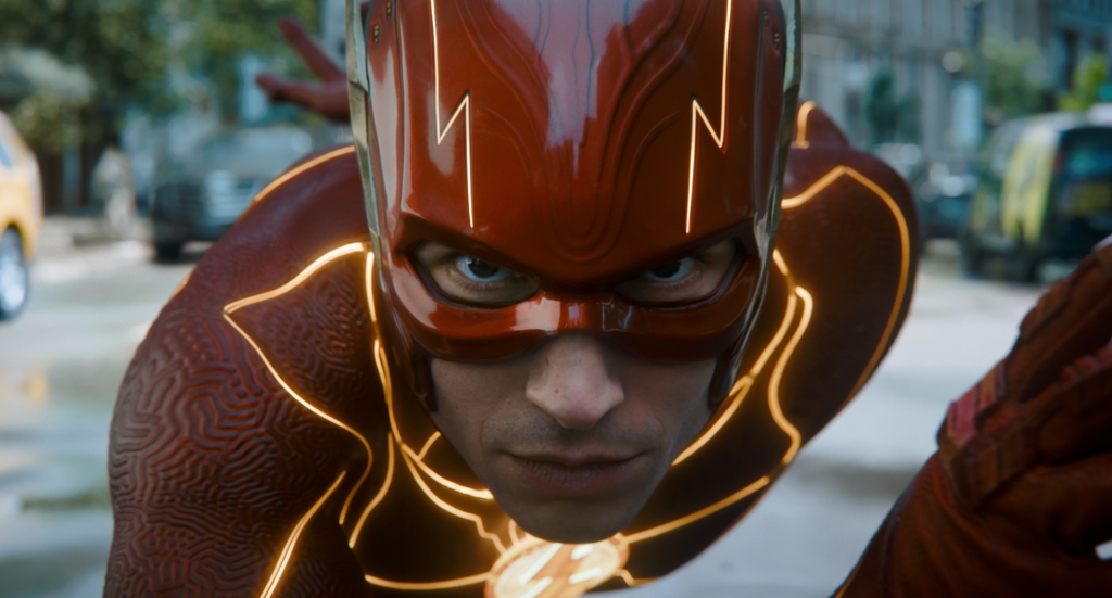 The Flash, Ezra Miller nei panni dell’eroe super veloce su Sky Cinema