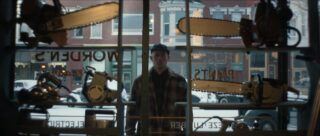 Monster__The_Ed_Gein_Story_n_S1_E4_00_28_10_00R