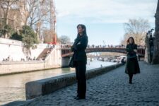 The_Last_Thing_He_Told_Me_Photo_020708